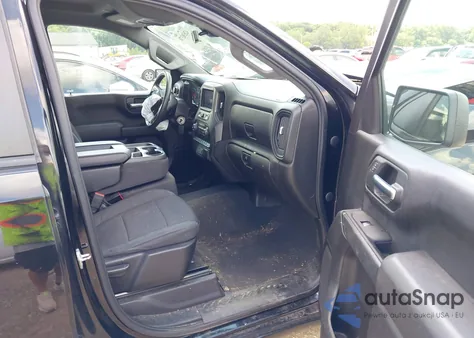 2021 Chevrolet Silverado 1500 4Wd Short Bed Custom z USA, uszkodzony, nr VIN 1GCPYBEK0MZ442078